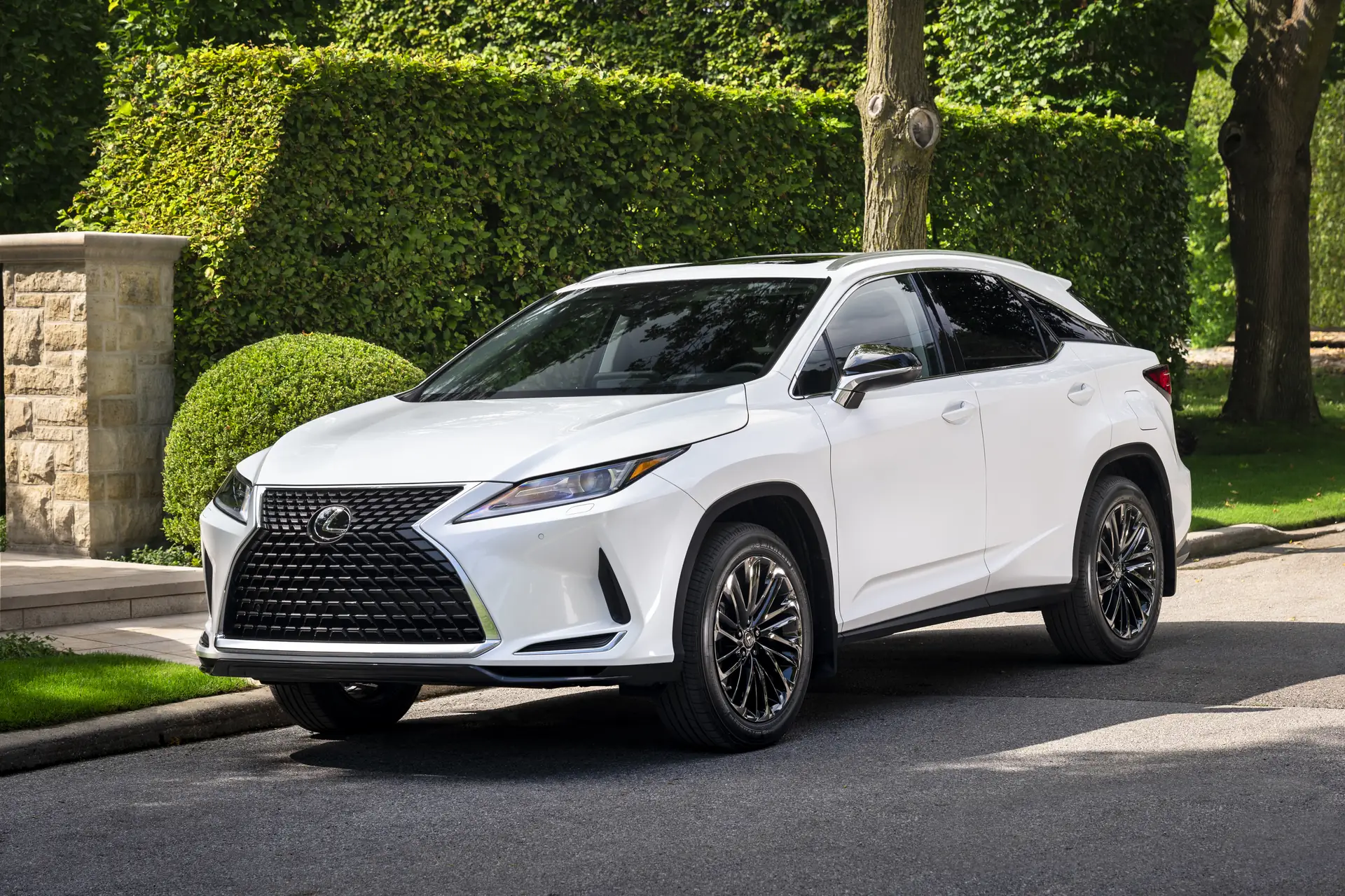 Цагаан Lexus RX450h